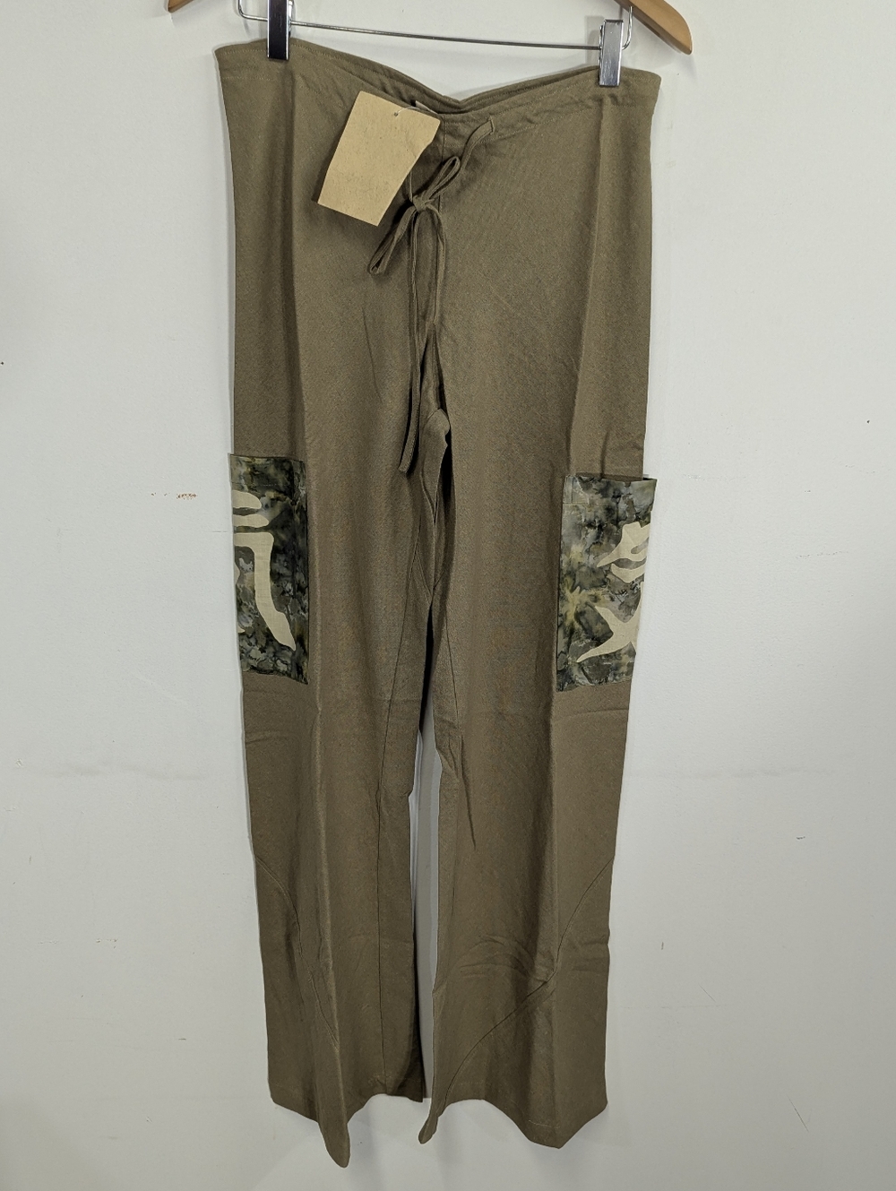 Olive Drawstring Yoga Flare Pants with Tie Dye Patch Pockets XS